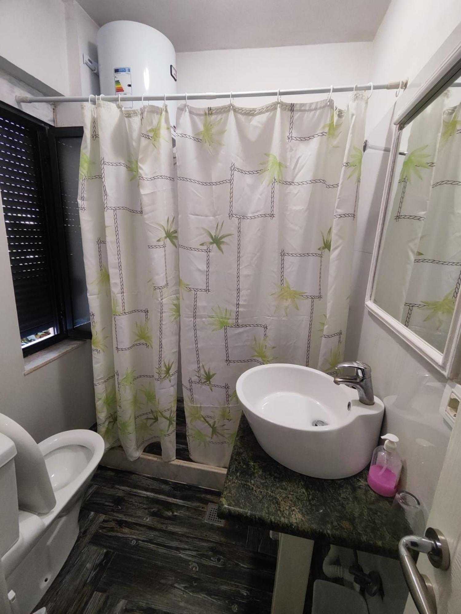 טיראנה Hotel Livia מראה חיצוני תמונה