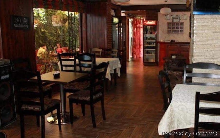 טיראנה Hotel Livia מראה חיצוני תמונה