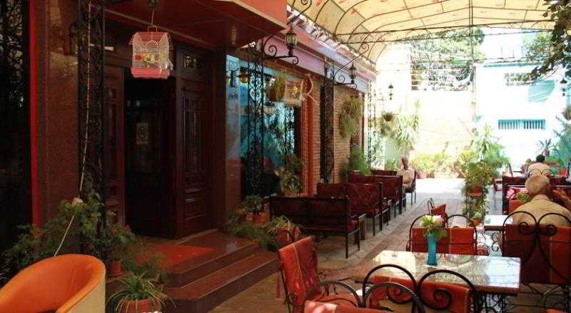 טיראנה Hotel Livia מראה חיצוני תמונה