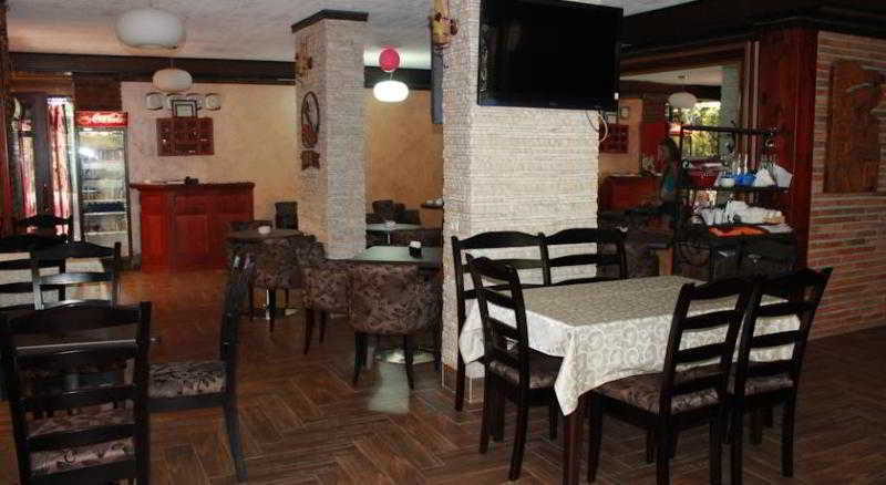 טיראנה Hotel Livia מראה חיצוני תמונה