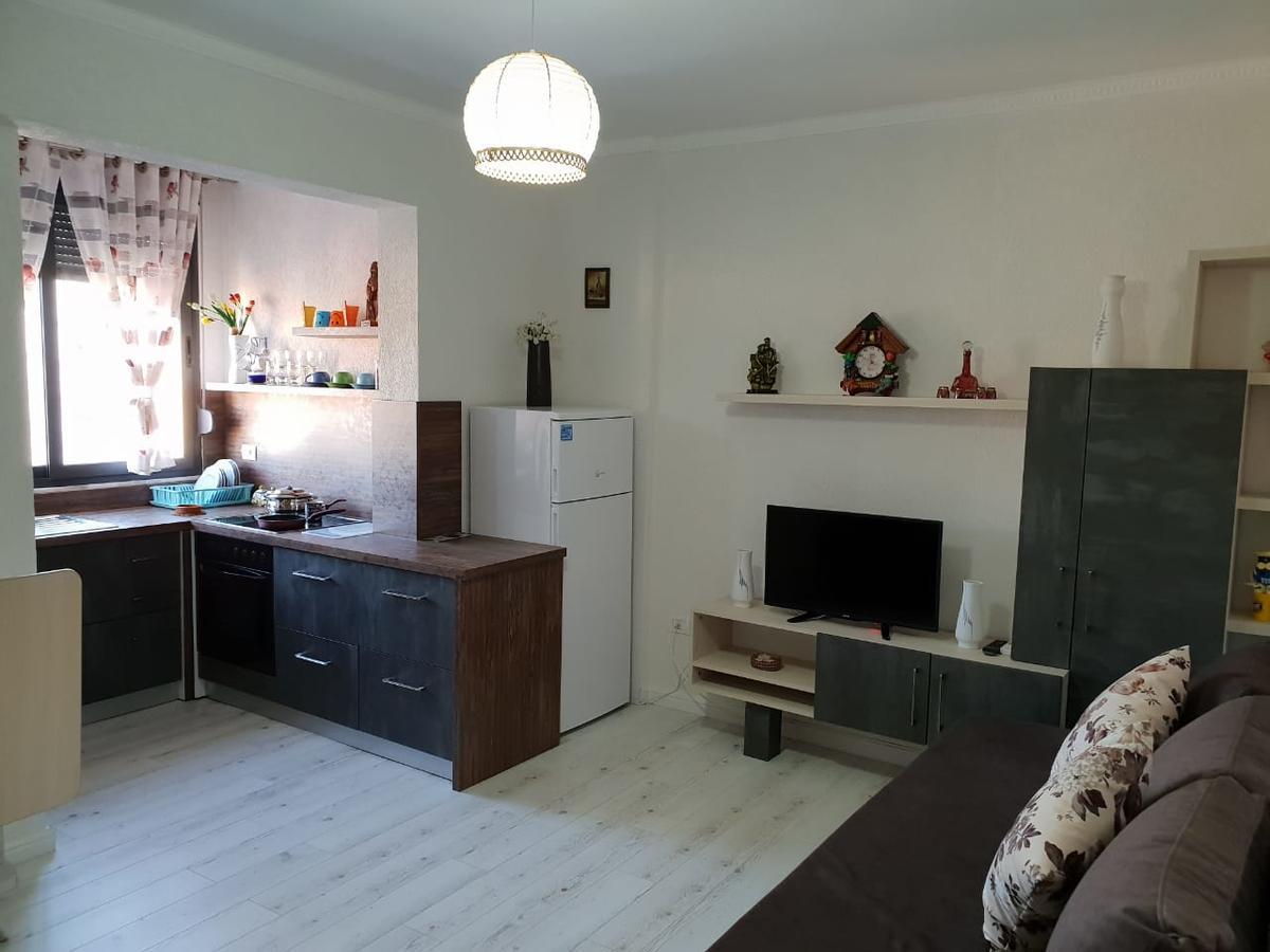 טיראנה Hotel Livia מראה חיצוני תמונה
